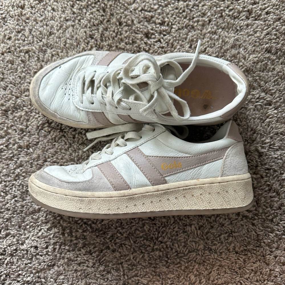 Gola sneakers